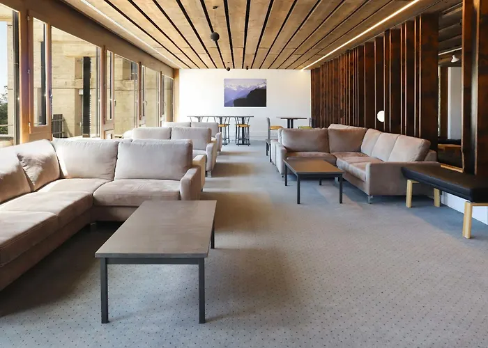 Jeanne D'arc Apt- D-33 By Interhome